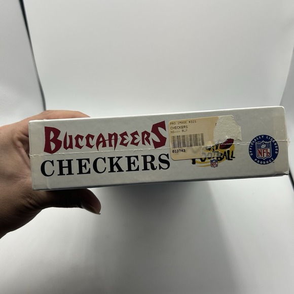 Vintage 1993 NFL Tampa Bay Buccaneers Checkers Board V.S. NFL Opponent USA MADE - Picture 3 of 7